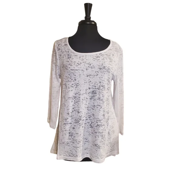 Jones New York Sport Gauze like top. A tank will be needed underneath. Size L - Picture 1 of 6